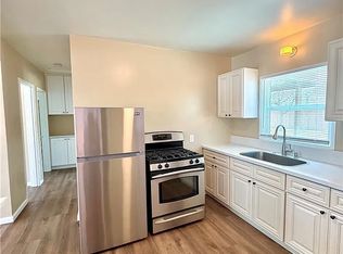 5214 Golden Ave APT B, Riverside, CA 92505