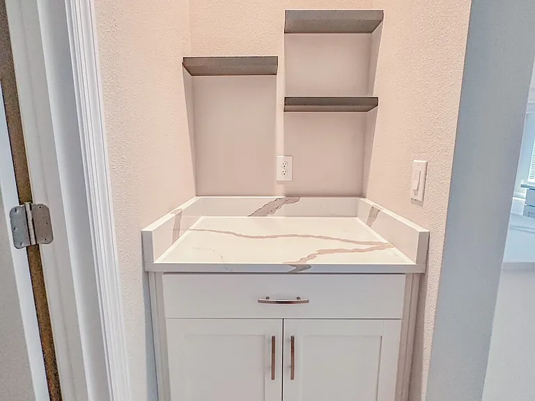 12488 Oak Hill Way — Photo 18