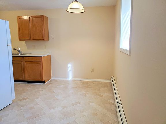 4th image of 611 N N St #2-1