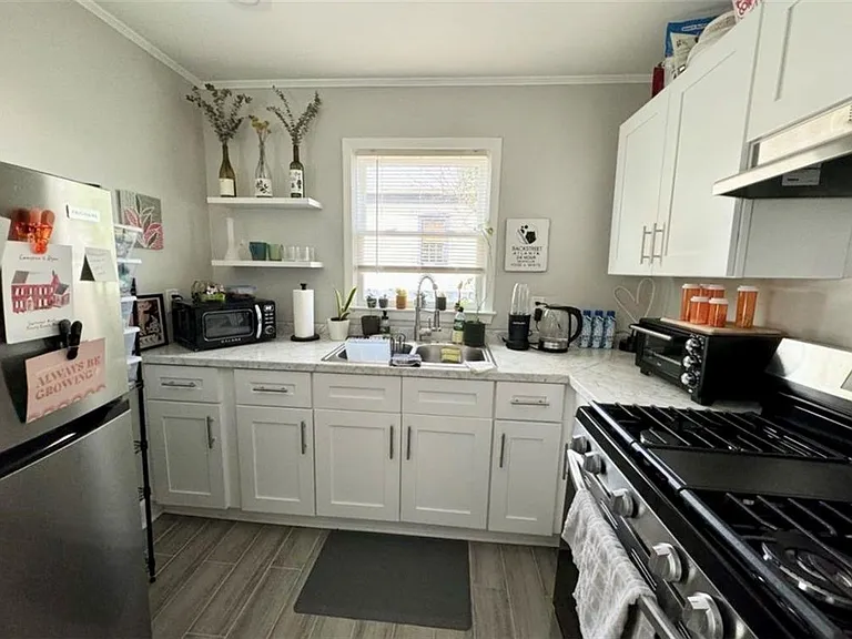1165 Eggleston St SW #1 — Photo 3
