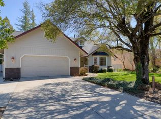 12376 Lakeshore N, Auburn, CA 95602