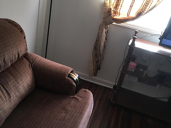 new flooring thru-out