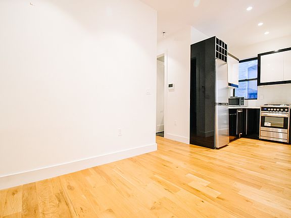 4th image of 1792 Amsterdam Ave #3WW