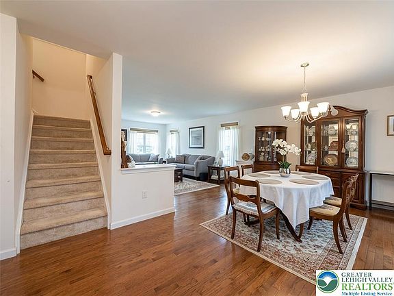 4th image of 850 Fieldstone Trl #70