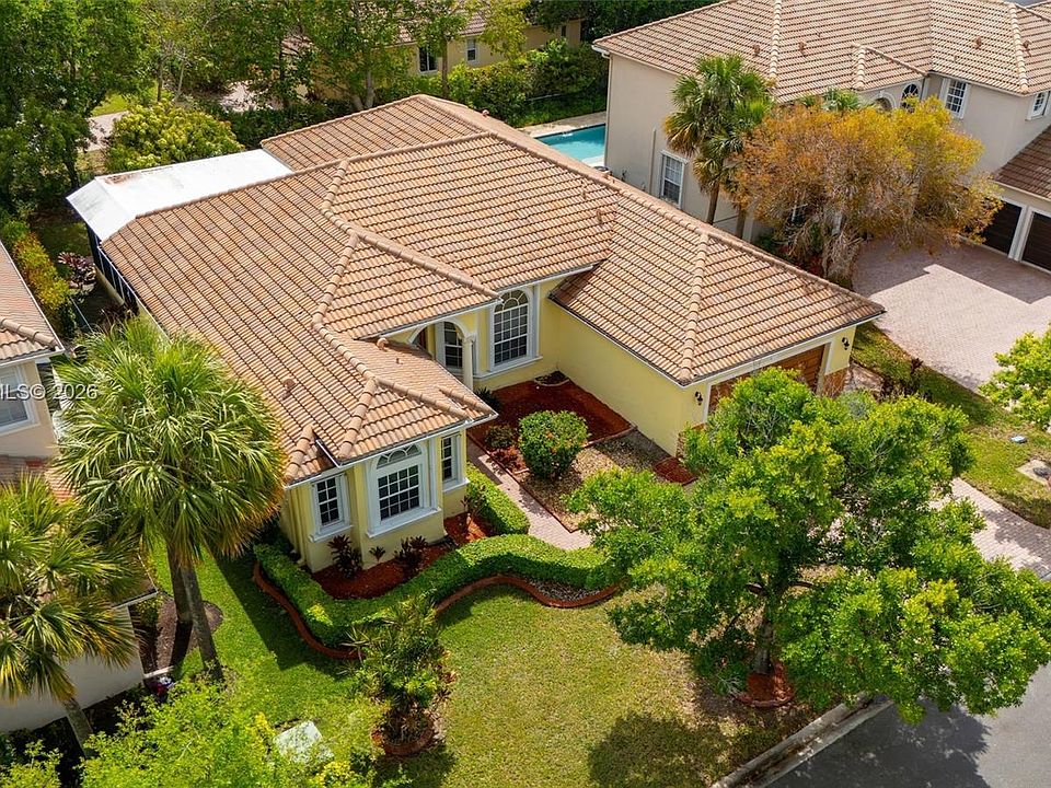 1st image of 7116 Pinecreek Way
