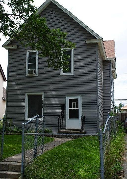 1st image of 2922 Taylor St NE Unit 2