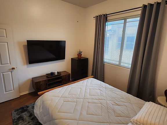 5th image of 1225 N 36th St Unit 2031