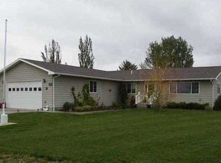 2475 Kens Cir, Worden, MT 59088