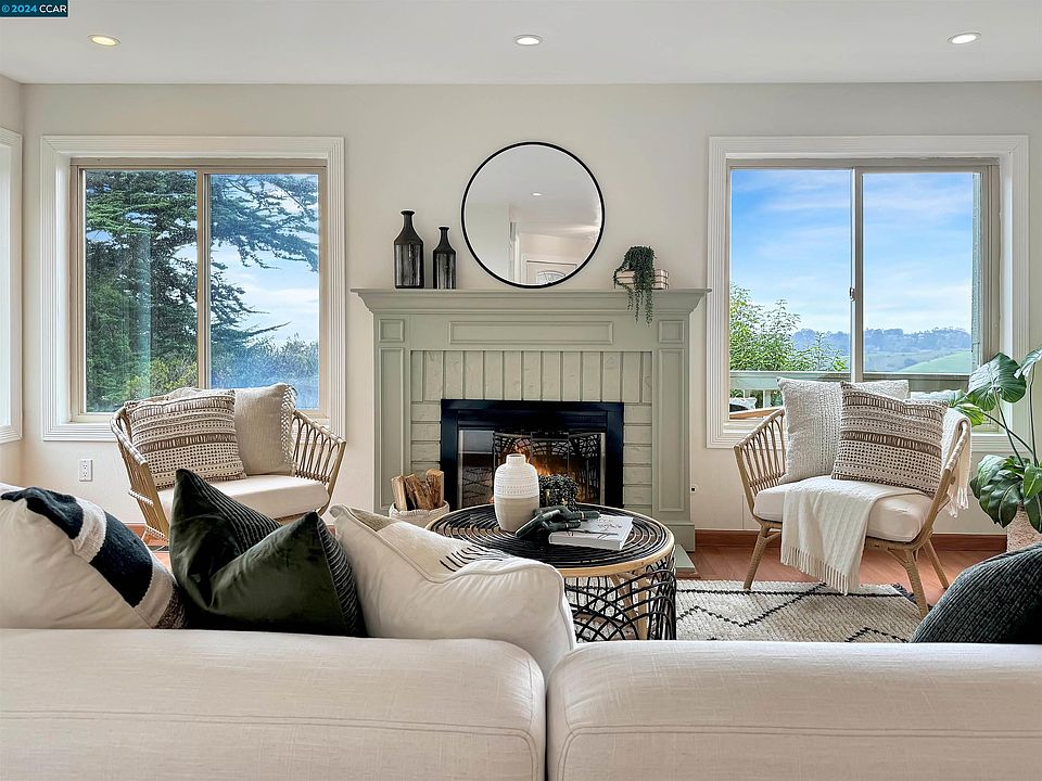 1st image of 31 Quail Hill Ln