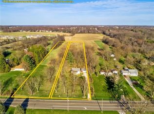 S Arlington Rd, Uniontown, OH 44685