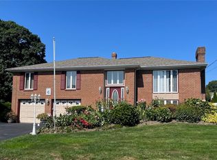 33 Carriage Way, North Providence, RI 02904