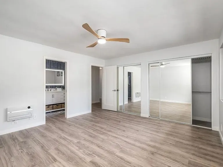 4705 Marina Dr #10-10-10 — Photo 13