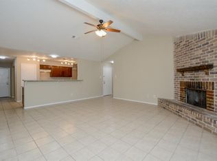 10122 Fernstone Ln, Houston, TX 77070