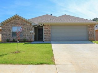 5421 Meadow Ridge Dr, Flint, TX 75762