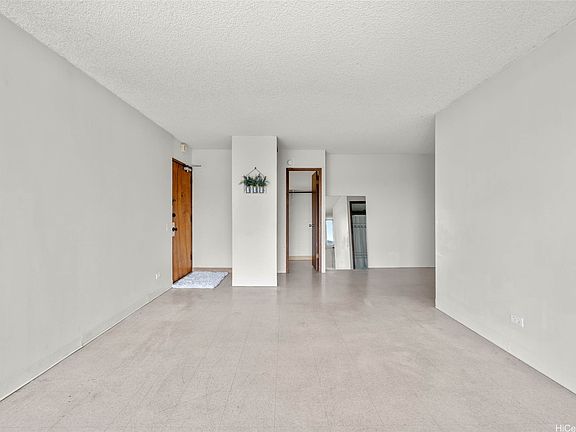 4th image of 2740 Kuilei St APT 1101