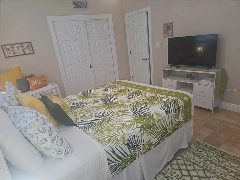 929 Lantana Ave — Photo 25