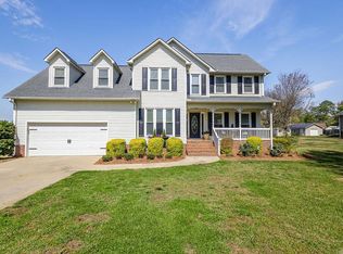 216 SW Fieldsedge Dr, Moore, SC 29369