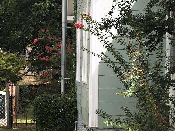 4th image of 1025 Woodward Ave