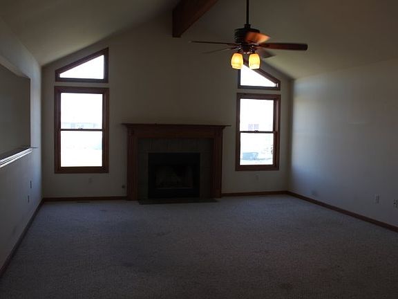 2nd image of 1528 Hunters Run Dr
