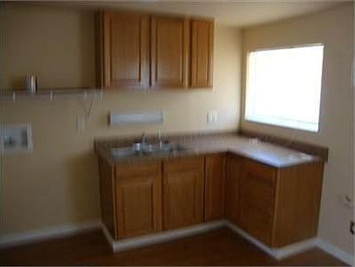 2nd image of 2195 Owendale Dr