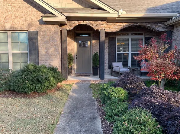 292 Magnolia Rdg, Millbrook, AL 36054