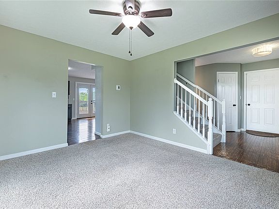 5th image of 23 Holly Dr