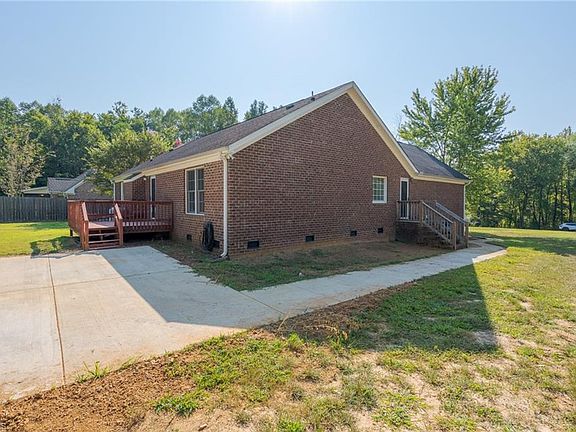 2nd image of 5683 Friendship Glen Dr