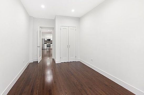 4th image of 1156 2nd Ave #4EN