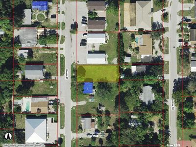 Bayside St, Naples, FL, 34112