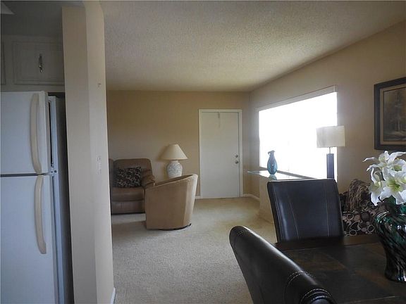 5th image of 2600 S Kanner Hwy APT J7