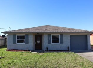 1022 Luling Estates Dr, Luling, LA 70070