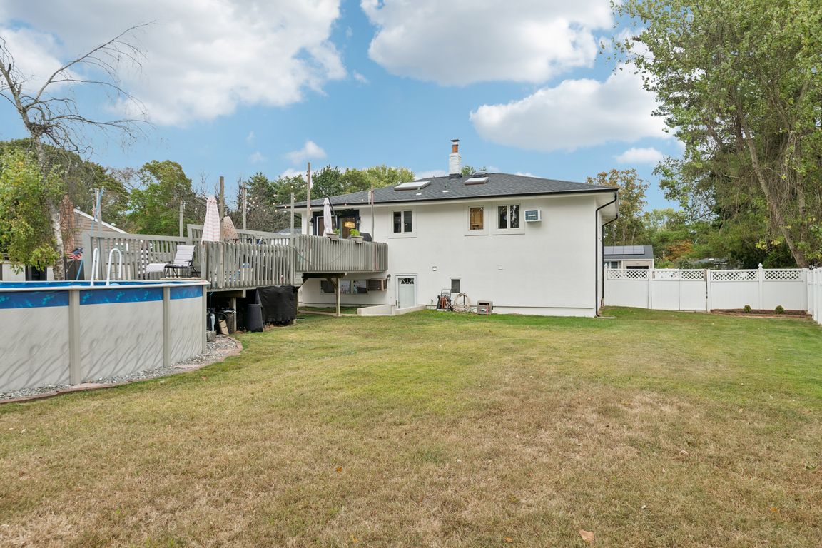 next background image