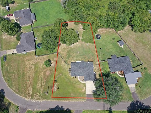 2nd image of 204 County Road 2276