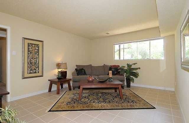 2nd image of 1500 Circle Dr