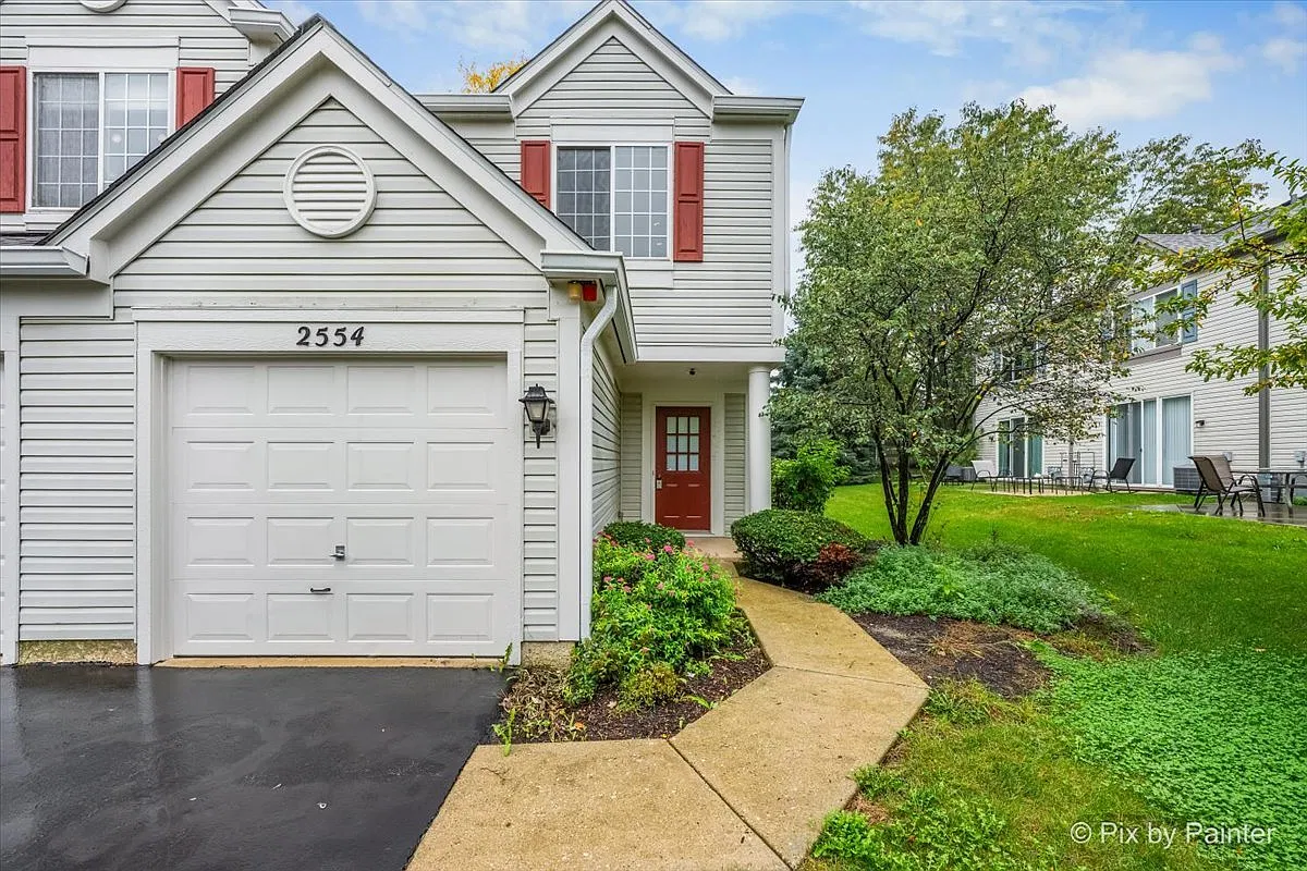 2 bed, 2.5 bath, 1324 sqft, $2,295 — Photo 1