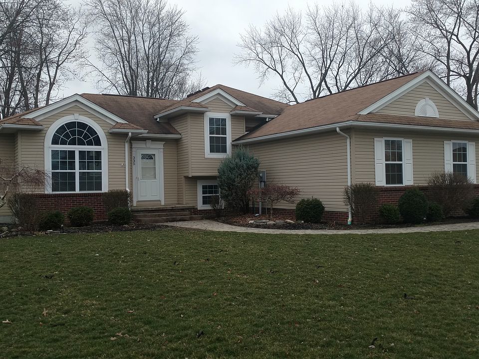 1st image of 335 E Oliver St