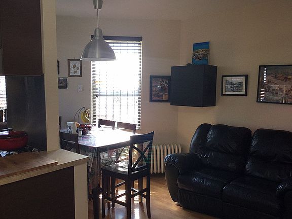 4th image of 2587 Stillwell Ave