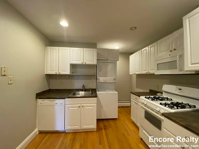 352 Allston St #3 — Photo 10
