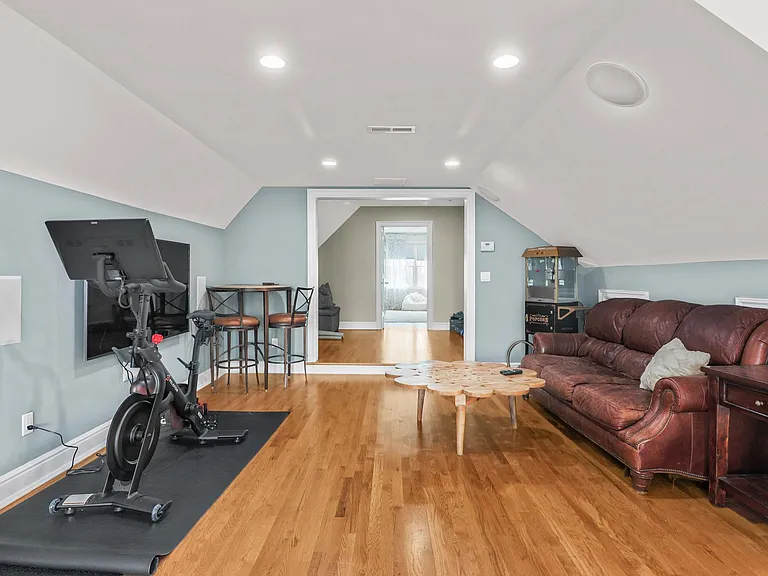 7 Hawkins Ave #2 — Photo 29