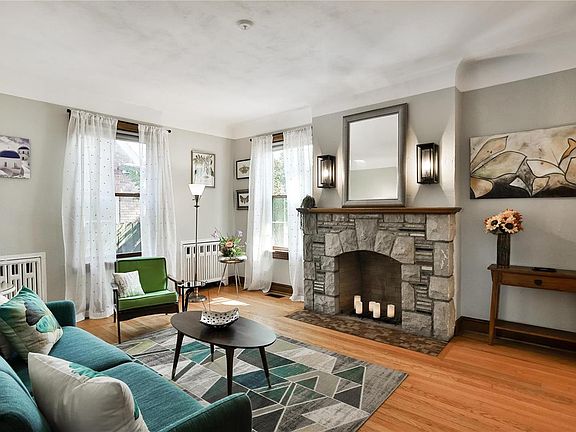 5th image of 7315 Shaftesbury Ave