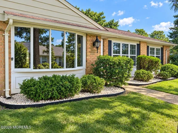 21B Cambridge Circle, Manchester, NJ 08759