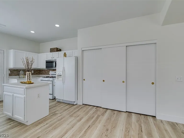 10959 Pumpkin Ridge Ave — Photo 15