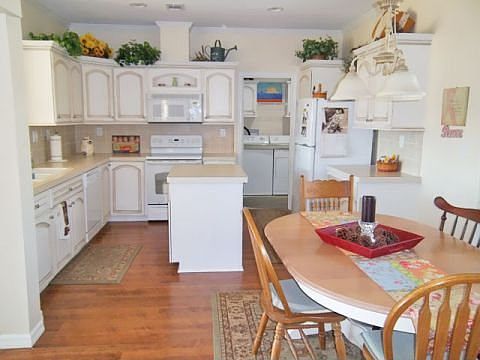 2nd image of 38714 Callaway Blvd