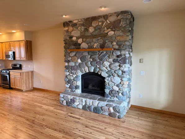 114 W 2nd St, Port Angeles, WA 98362