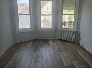 173 Wegman Pkwy #2A, Jersey City, NJ 07305