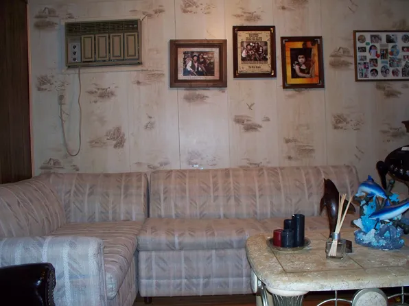 16 Raritan Ave, Ledgewood, NJ 07852