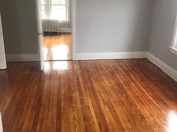 3rd image of 437 S 7th Ave #3