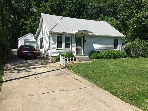 3rd image of 11512 E 24th St