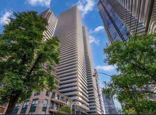 42 Charles St E #5301, Toronto, ON M4Y 0B7