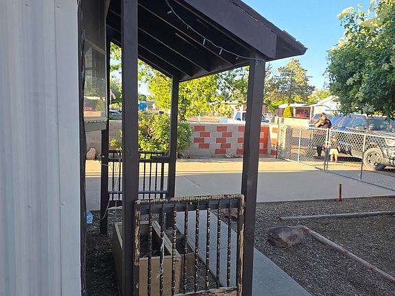 2nd image of 3018 S 9th St